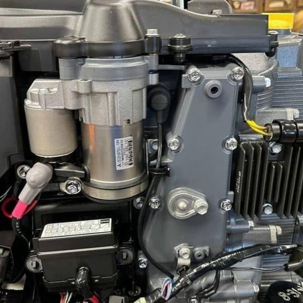 2020 Suzuki 90 hp EFI Outboard motor with power Trim and Tilt - Image 7