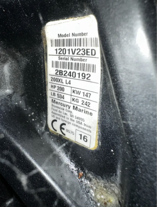 2017 Mercury Twin Verado 200 HP outboard motors - Image 6