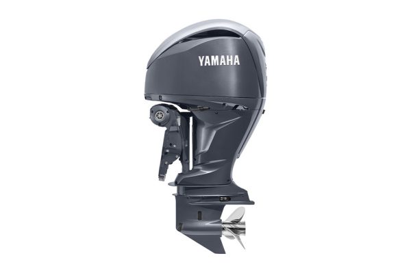 Yamaha 300HP DEC F300UCB Four Stroke Outboard - Image 2