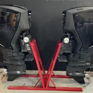 Twin Evinrude E-TEC 300 HP G2 V6 EFI outboards